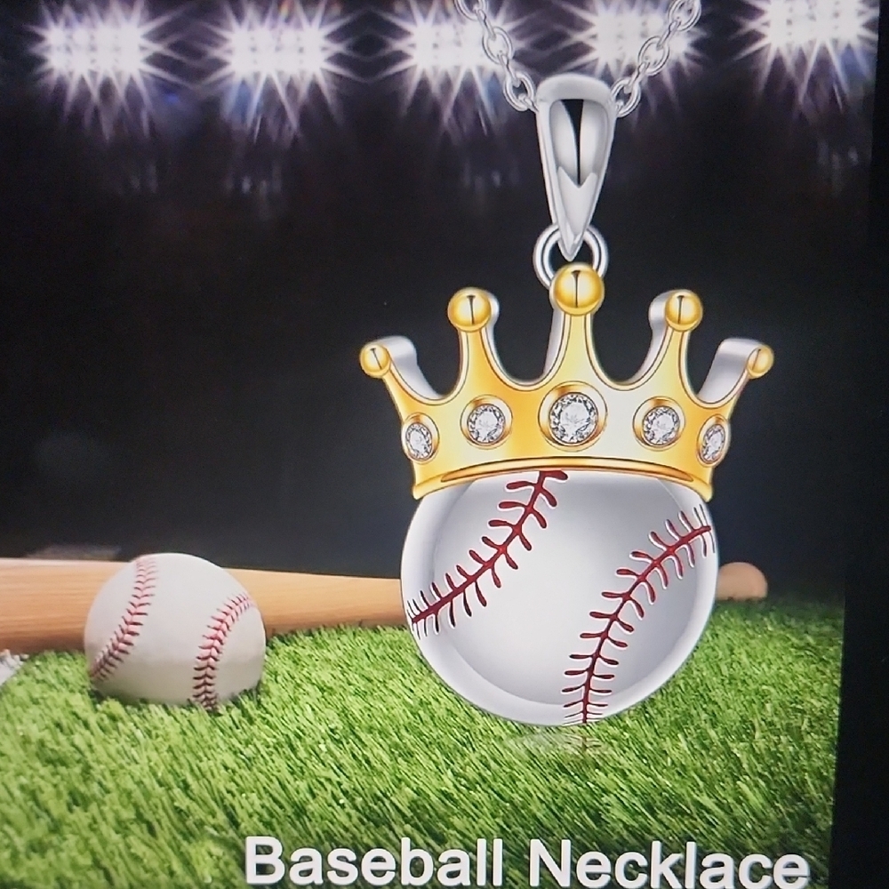 ⚾️⚾️ Crown Baseball Necklace ⚾️⚾️
